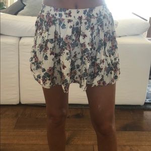 Brandy Melville floral print skirt